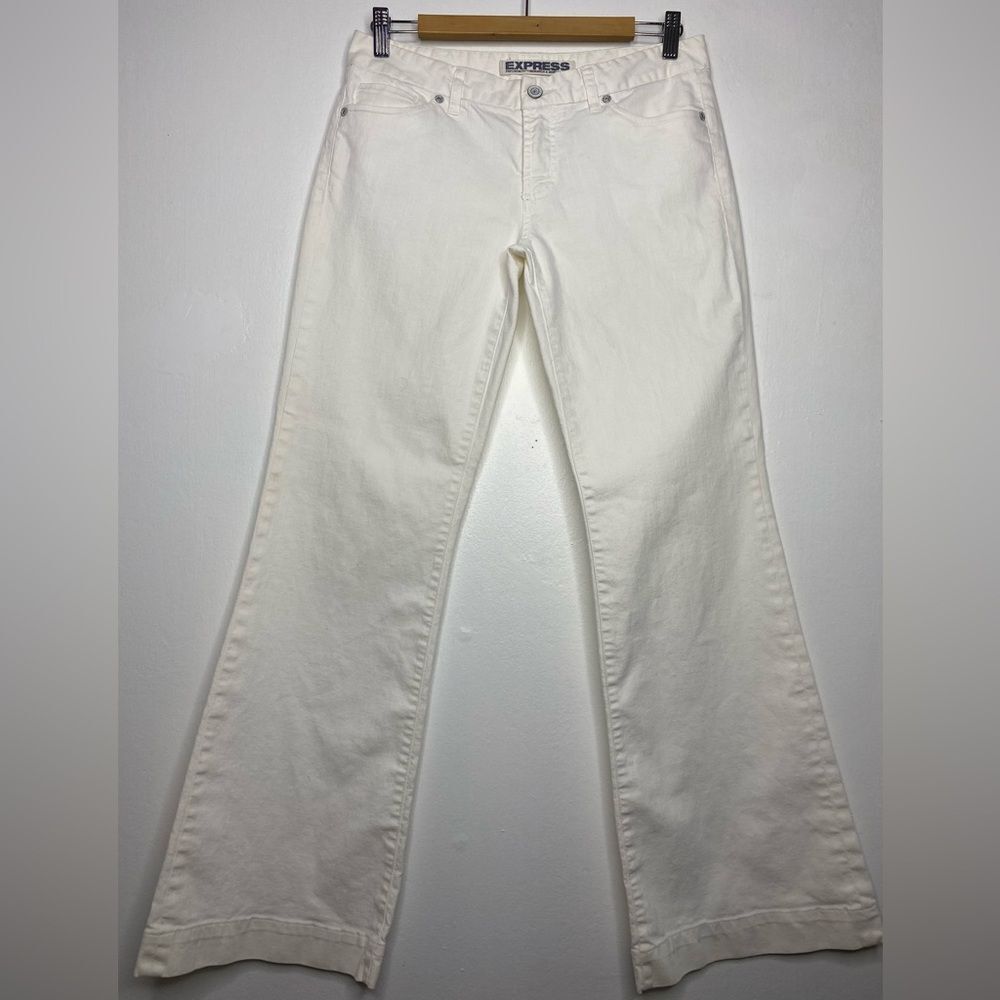 Express Flare leg Low Rise Jean Size 8 Y2K Western Chic Tall - Picture 2 of 7
